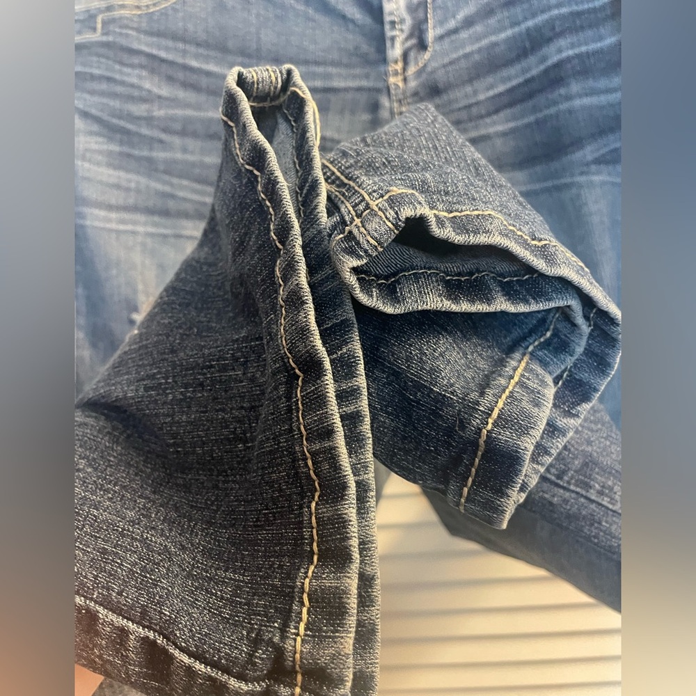 Almost Famous Size 20 5 Pocket Distressed Jeans - Picture 7 of 11
